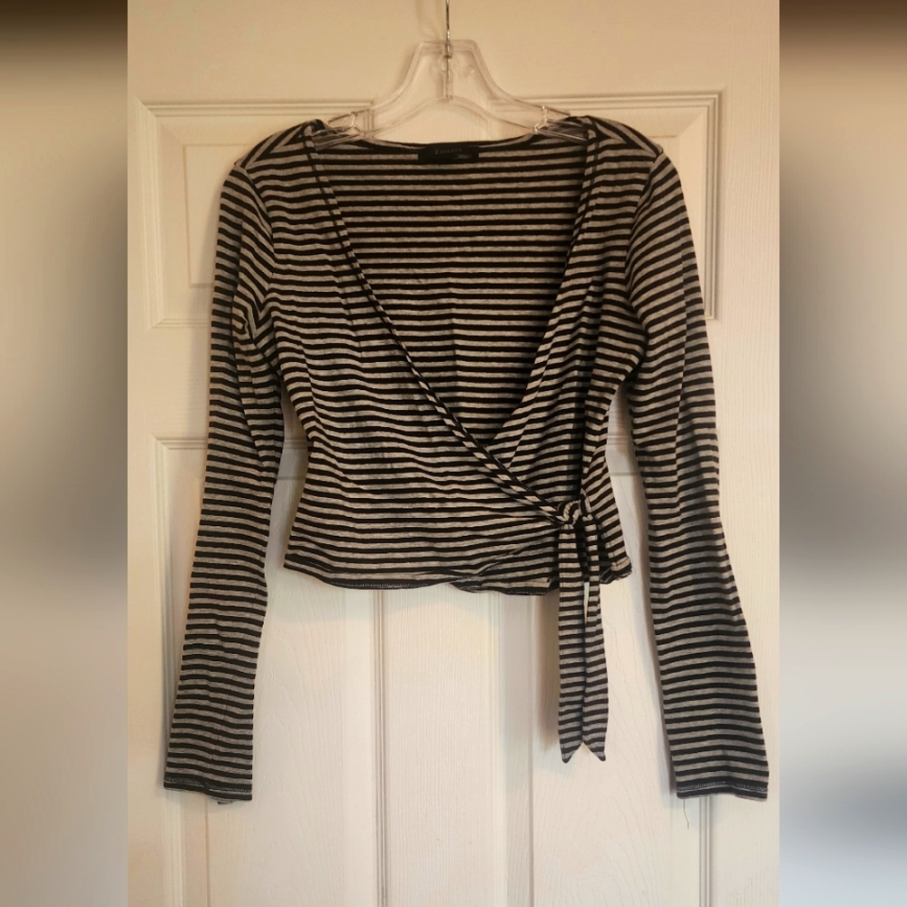 Express long sleeve black & gray cotton top. Size Large